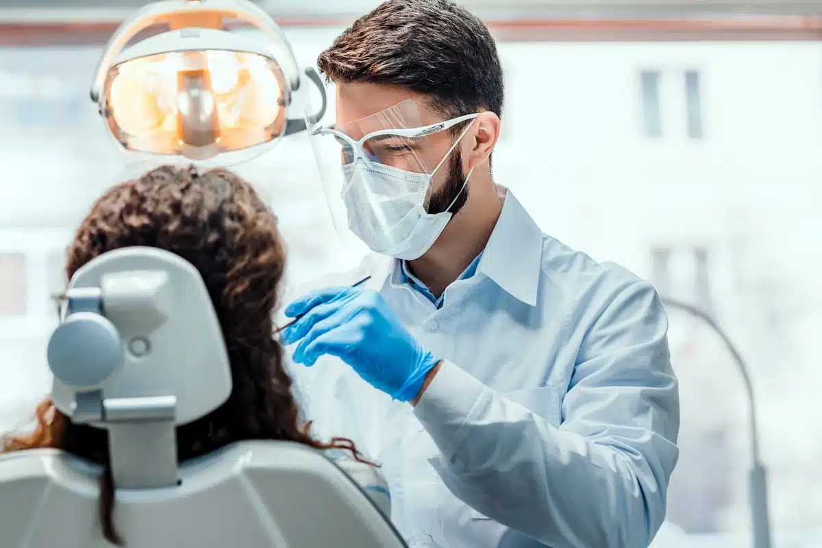 salaire d'un chirurgien dentiste